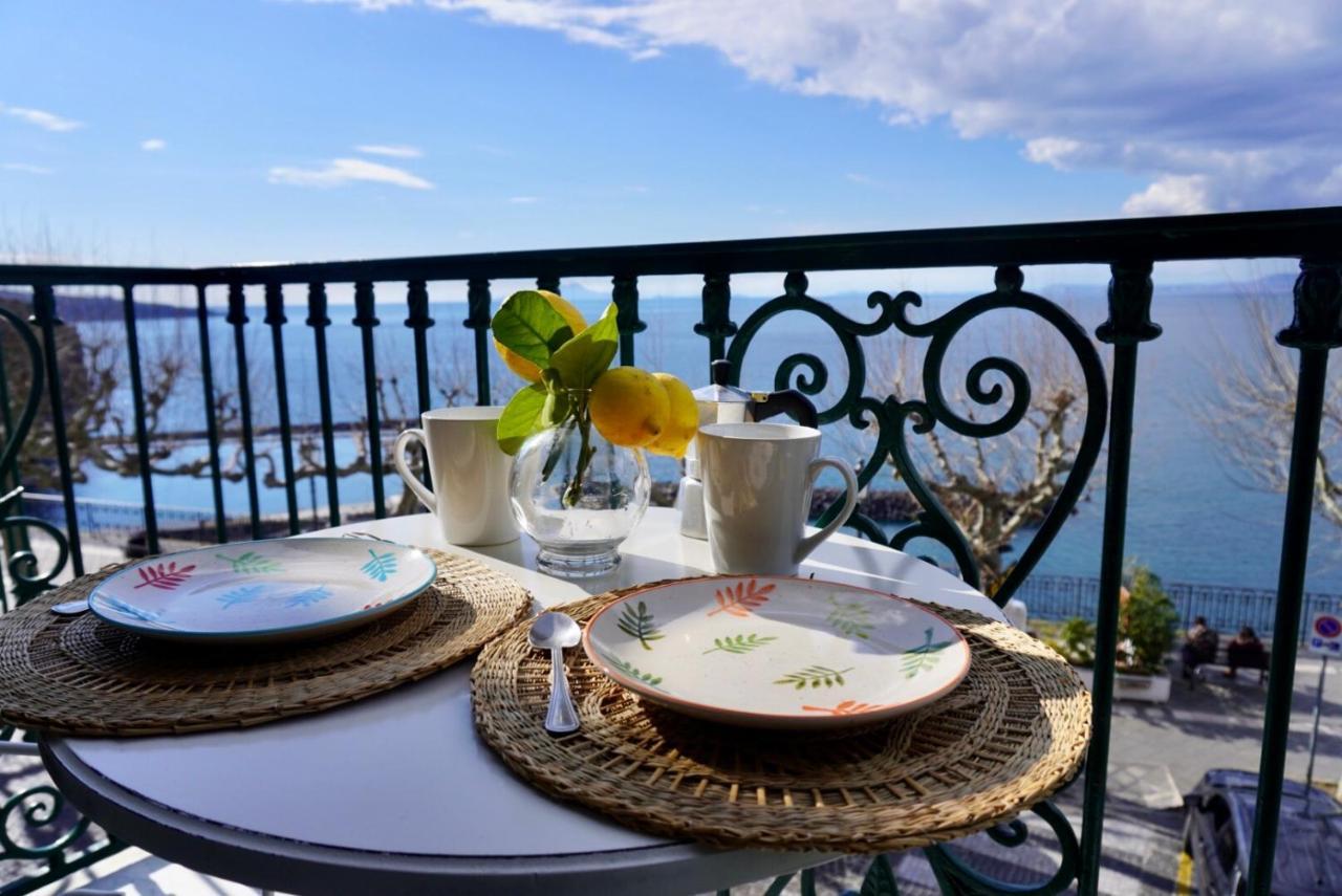 Mavi Apartments Piano di Sorrento Luaran gambar